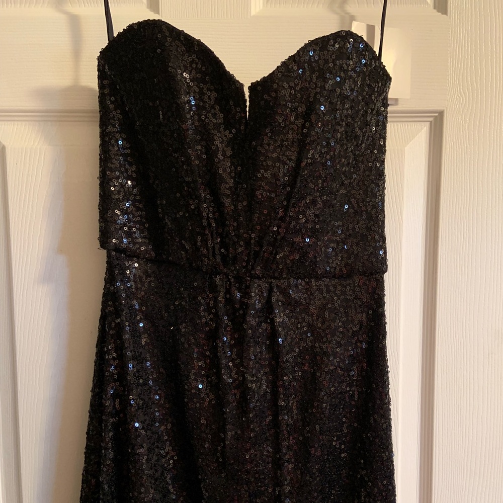 Amsale G881Q in black size 8 - Picture 2 of 7